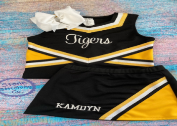 Looking for a Saints cheer outfit? Tips for finding the perfect fit!