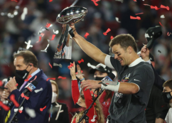 Find Out Whos the Oldest Quarterback to Win a Superbowl Here Now!