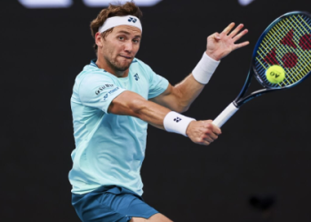 Making an Opelka Thompson prediction? Consider these expert insights before the match starts.